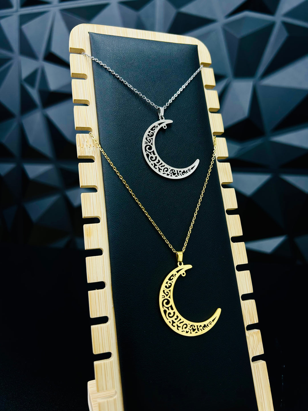 Collar de Luna Oro