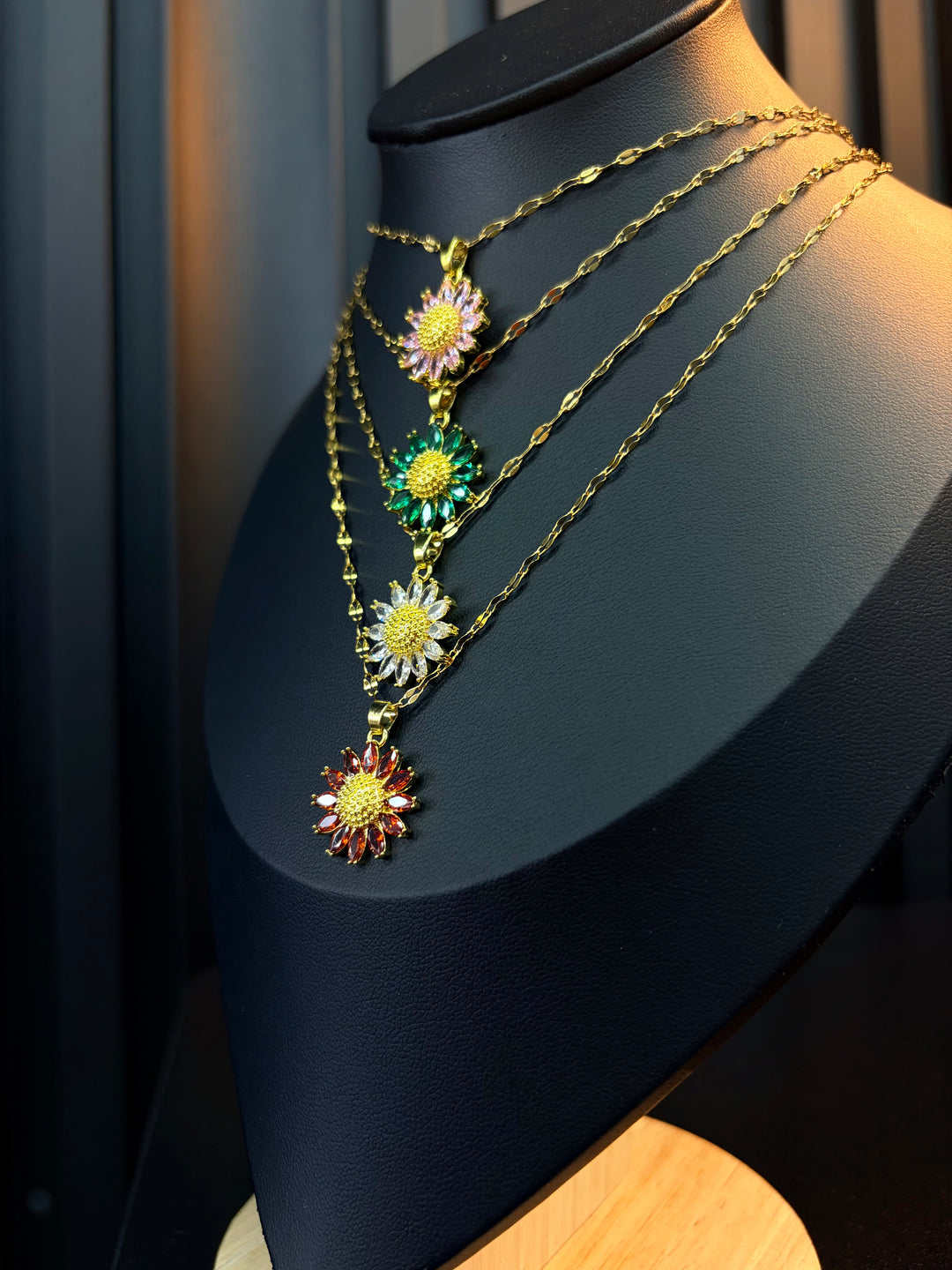 Collar de Girasol Blanco