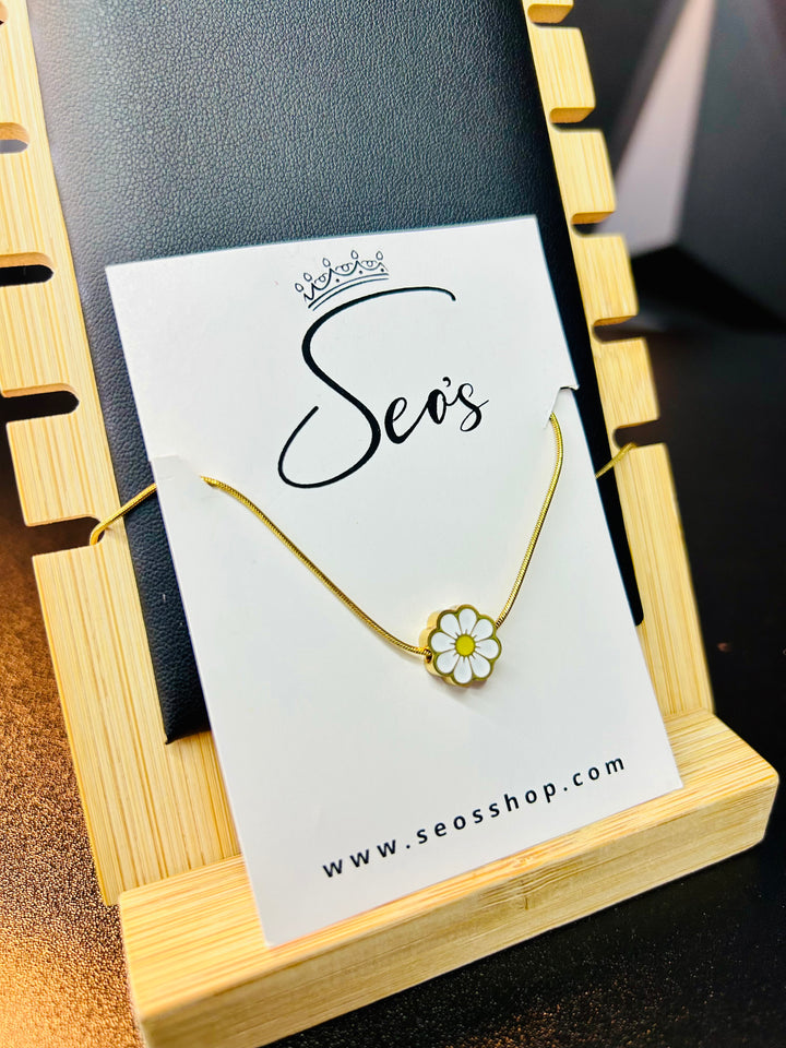 Collar de Flor Blanca