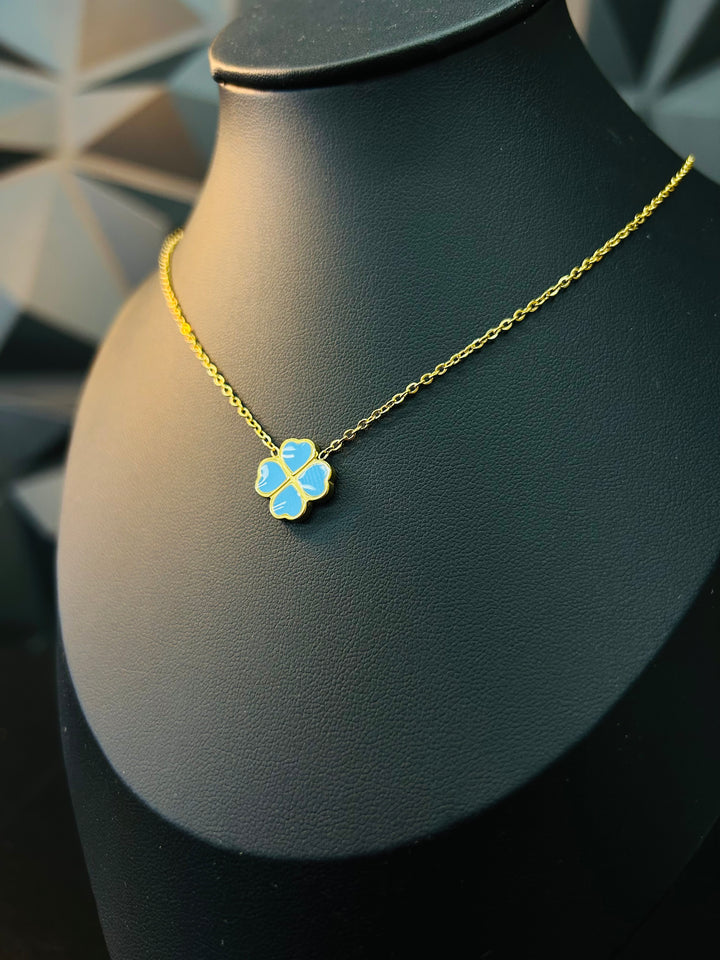Collar de Corazones Azul