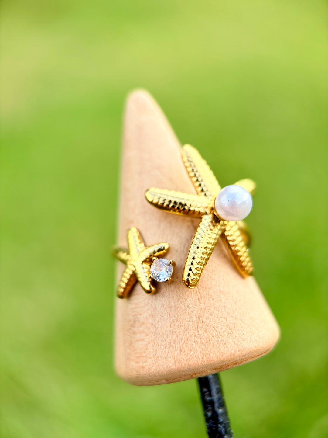 Sortija De Estrella de Mar con Perlas