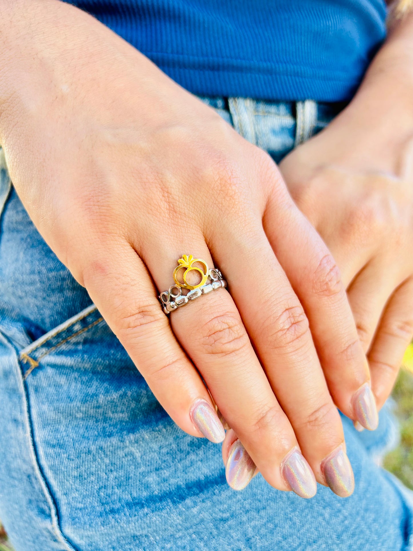 Sortija de Corona Doble Tono