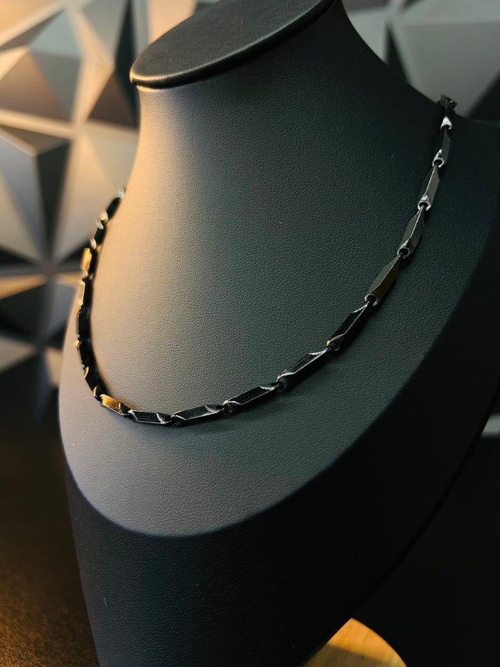 Cadena Diamante Negra