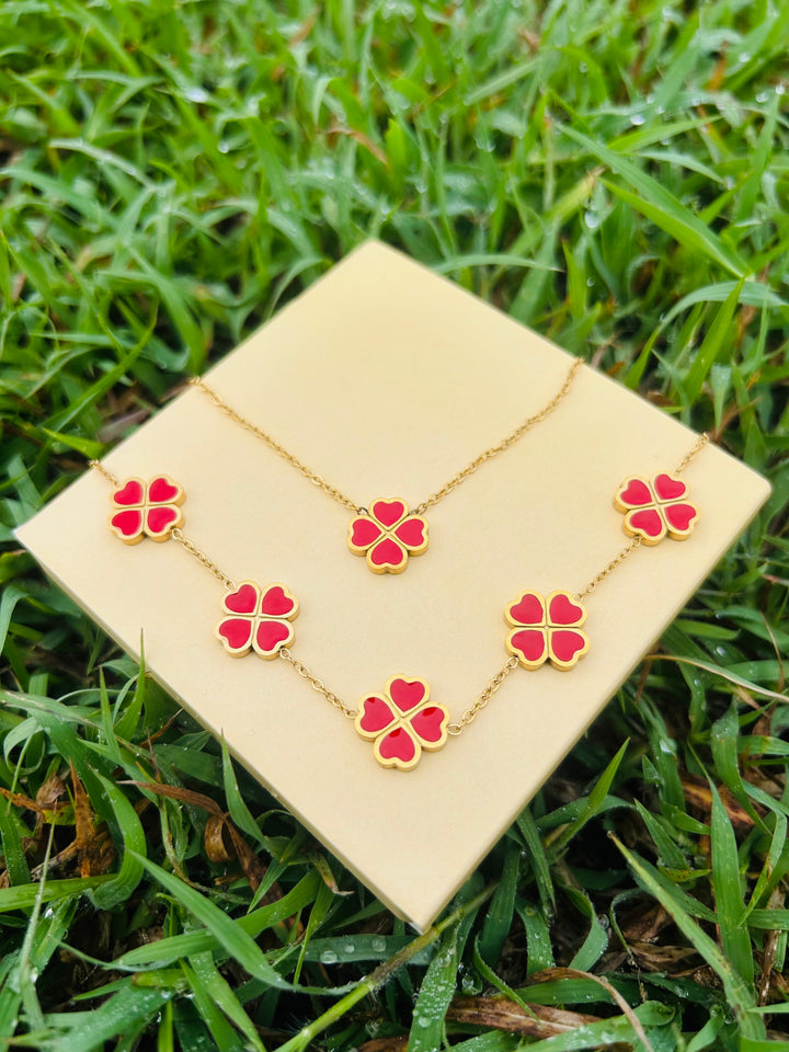 Collar de corazones Rojo