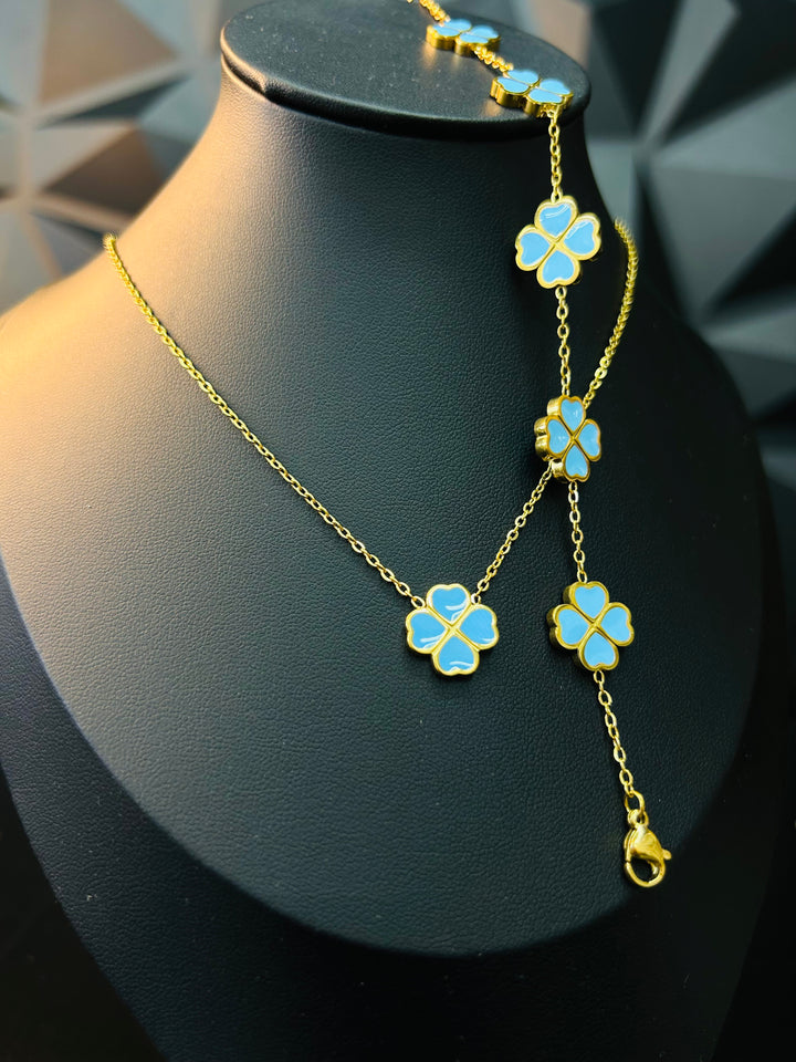 Collar de Corazones Azul