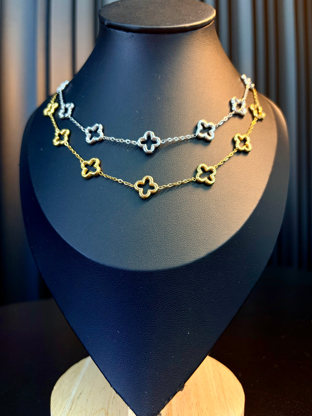 Collar Van Cleef Oro