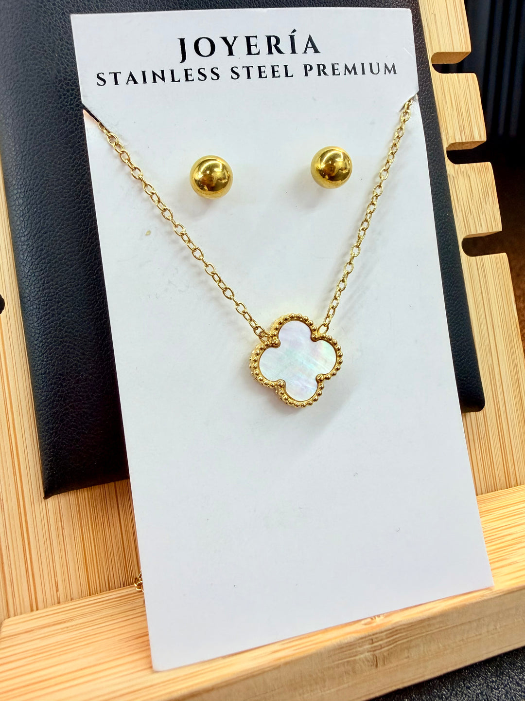 Collar Van Cleef Blanco Perlado