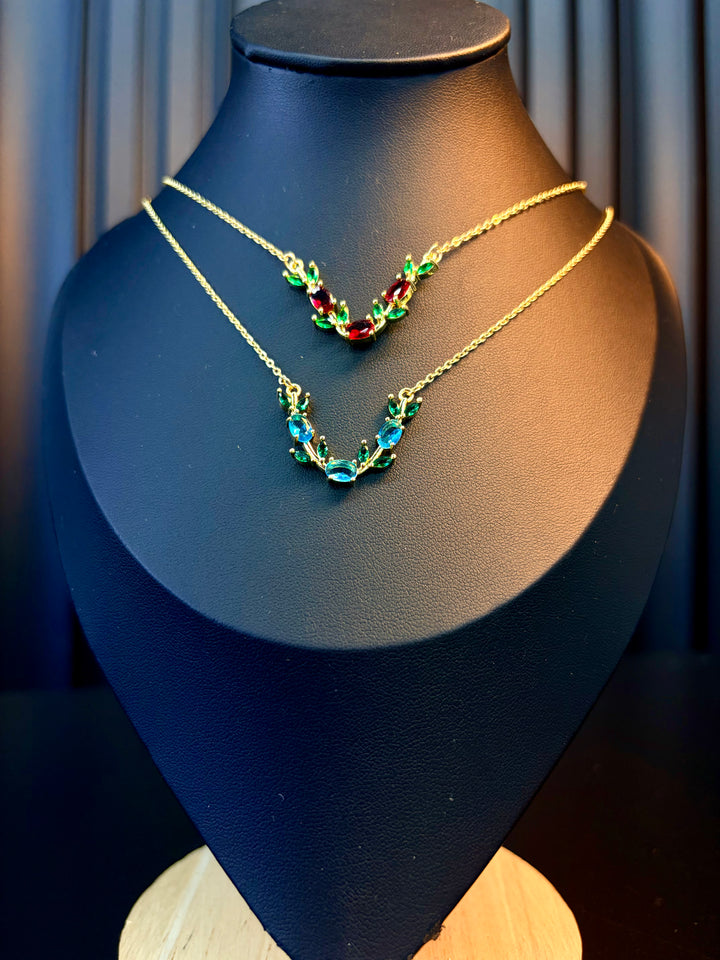 Collar de Flores Rojas
