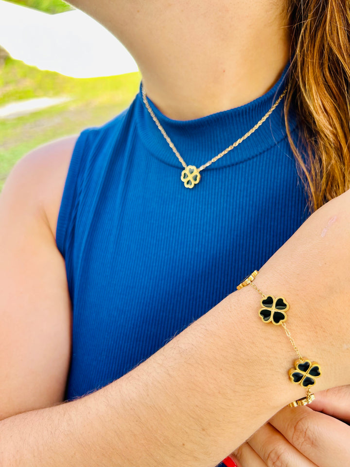 Collar de corazones Negro