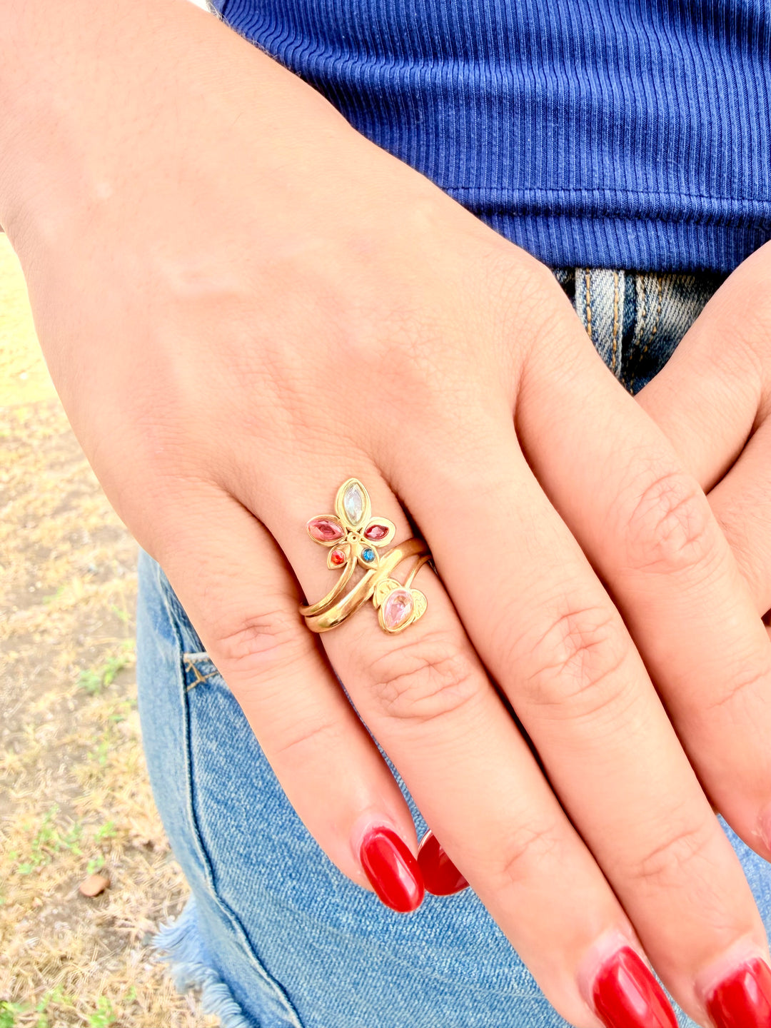 Sortija de Flor en Piedras
