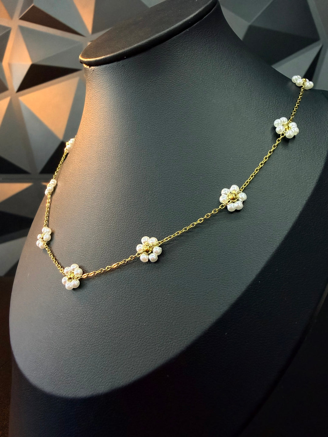Collar de Flores Blanco