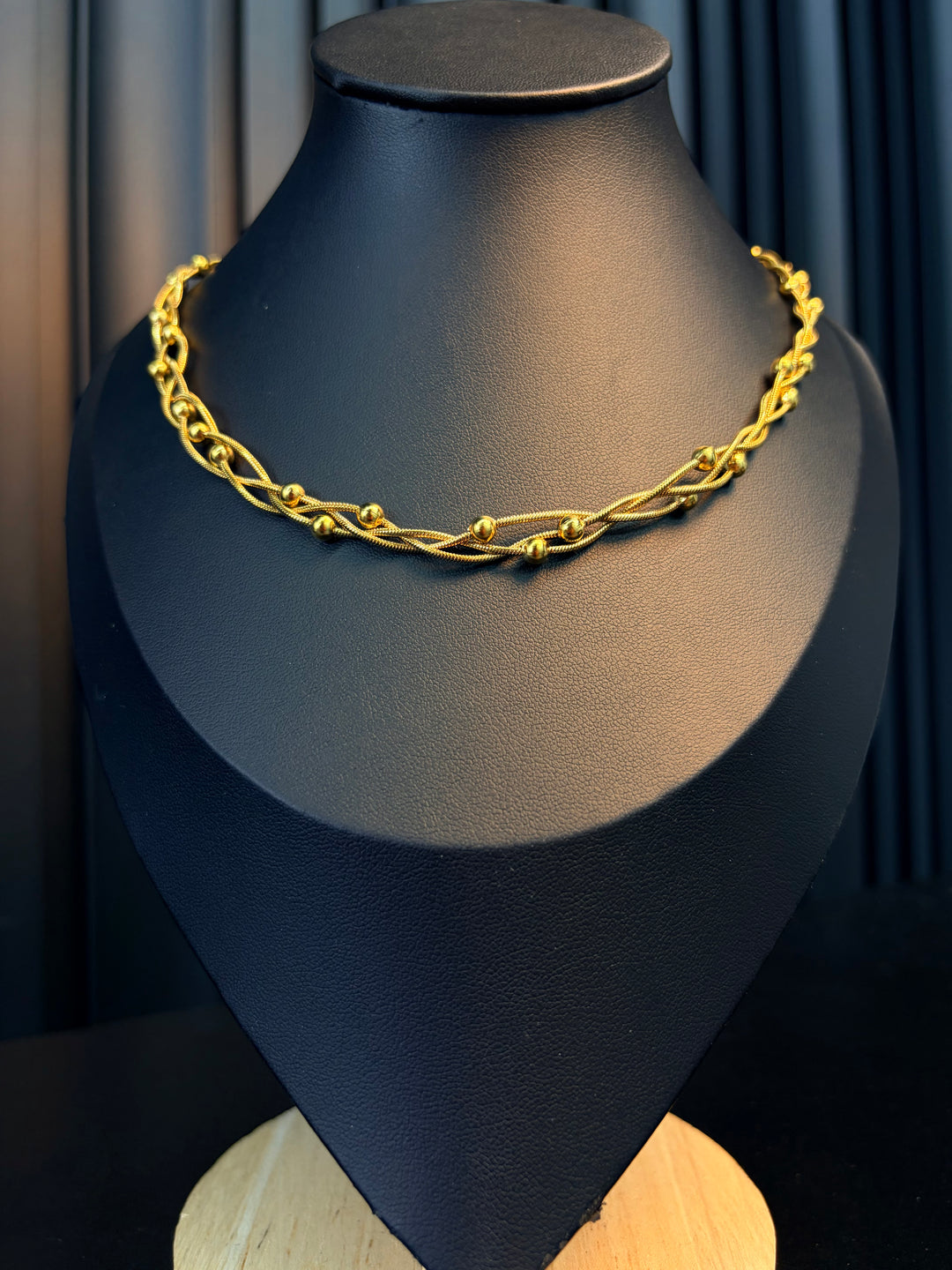 Gargantilla de Bolitas Oro