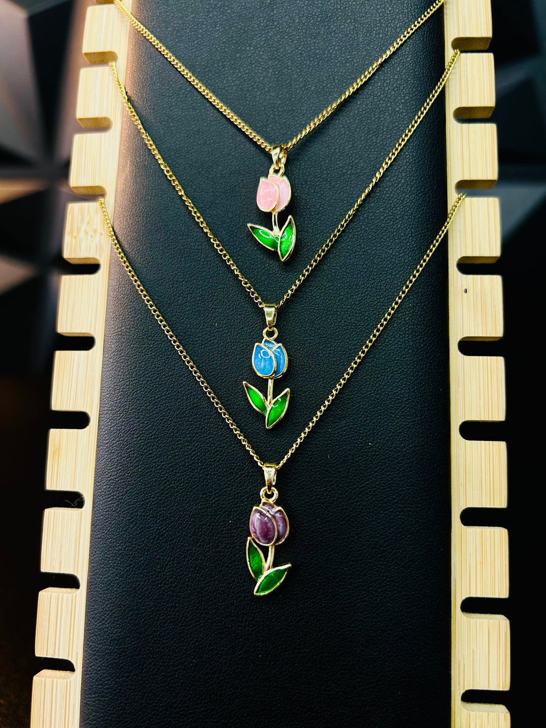 Collar de Flor Violeta