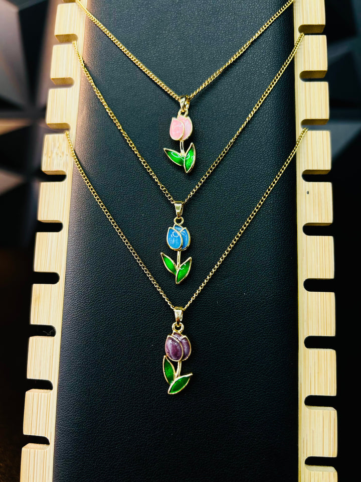 Collar de Flor Violeta