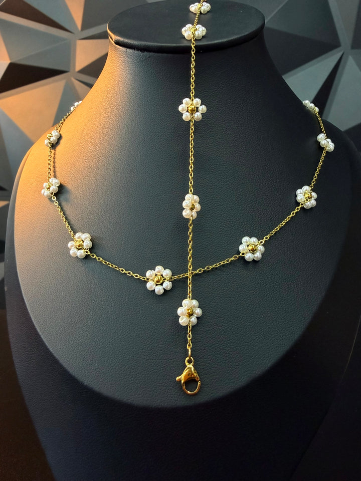 Collar de Flores Blanco