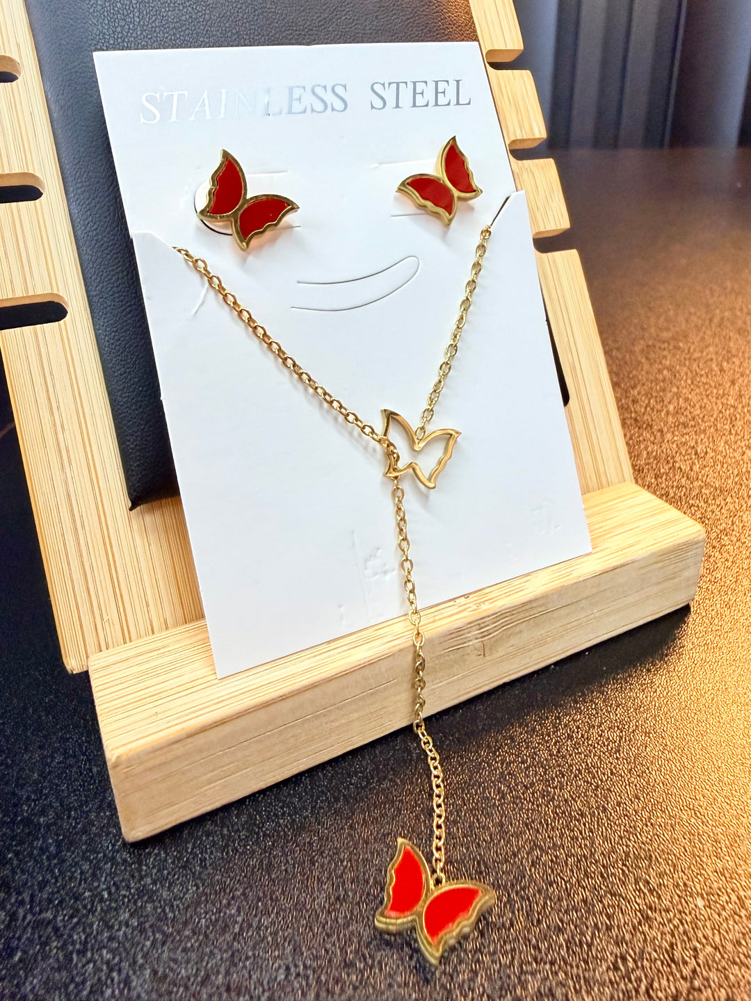 Set de Mariposa Rojo