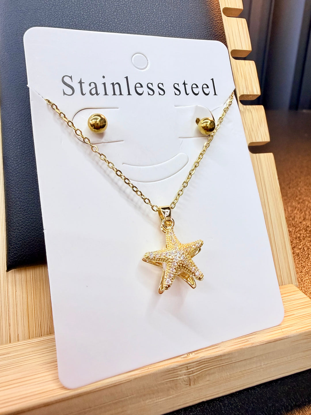 Collar de estrella de Mar Oro Brilloso