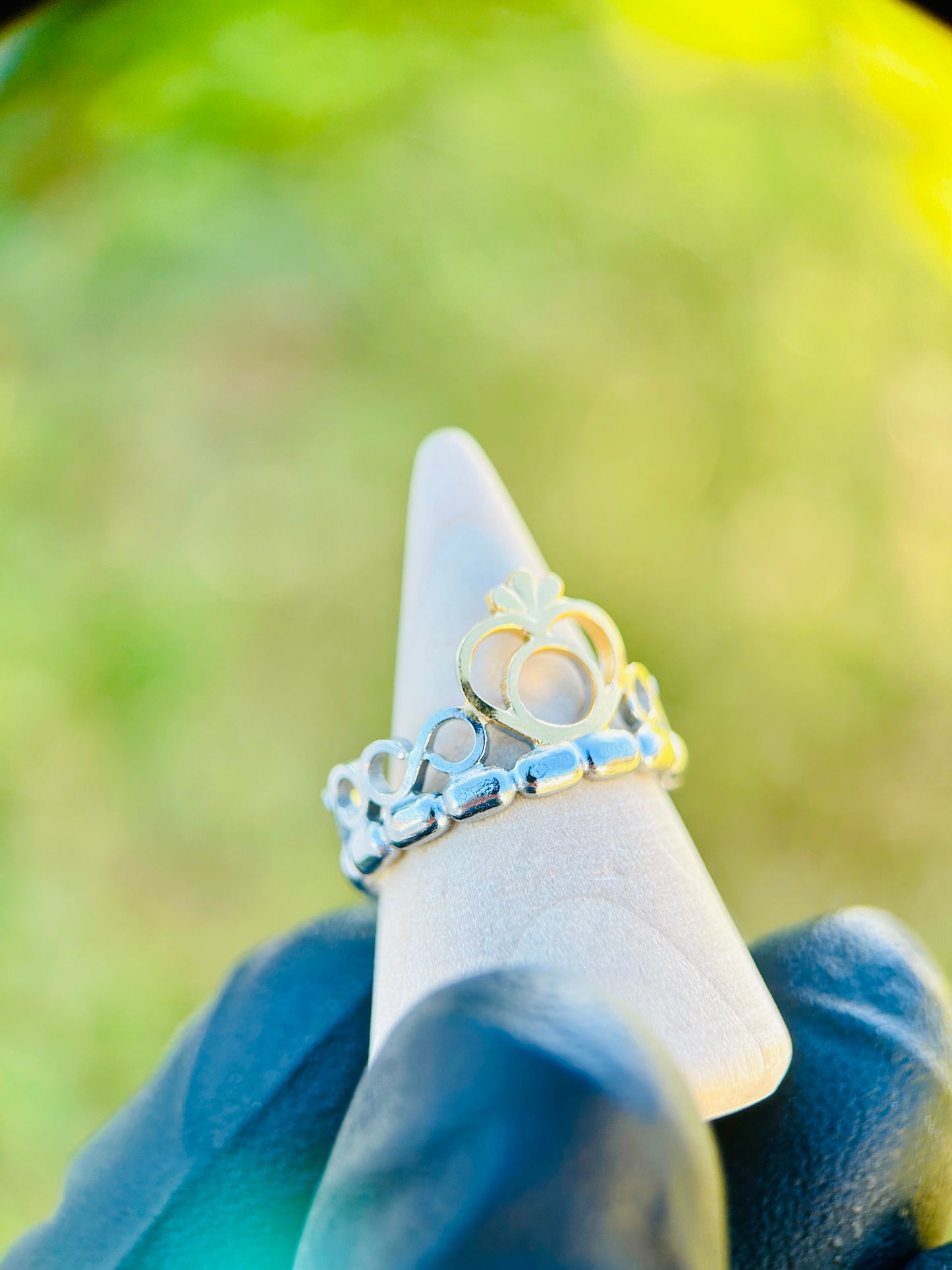 Sortija de Corona Doble Tono