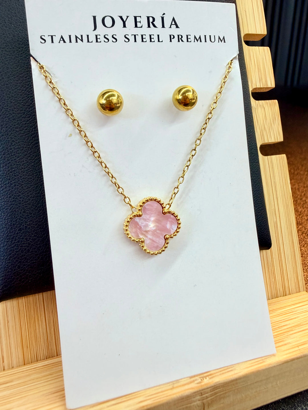 Collar Van Cleef Rosa Perlado
