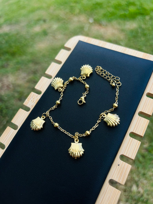 Tobillera de Concha Oro