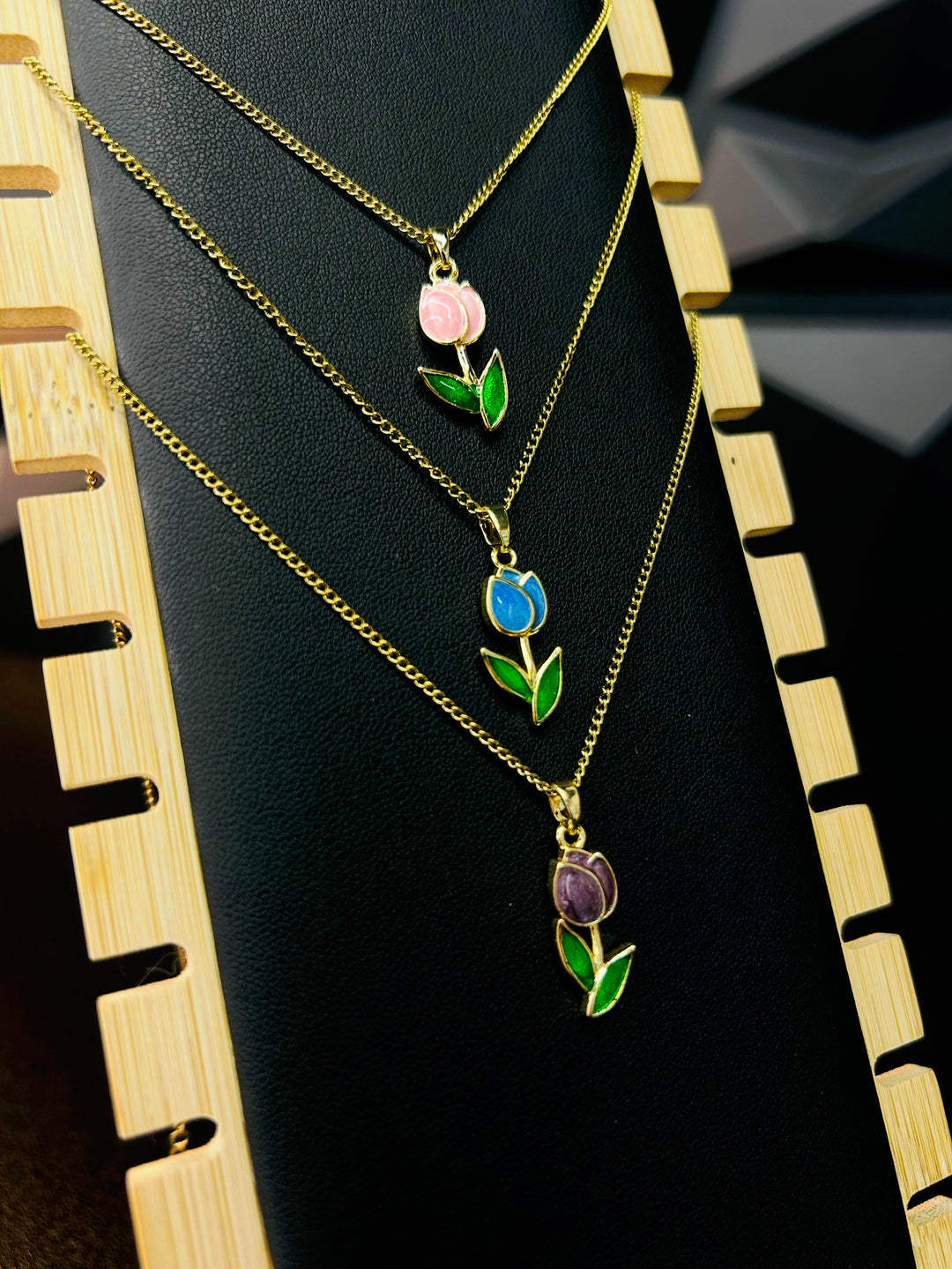 Collar de Flor Violeta