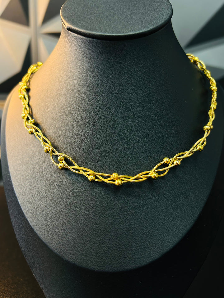 Gargantilla Triple Oro