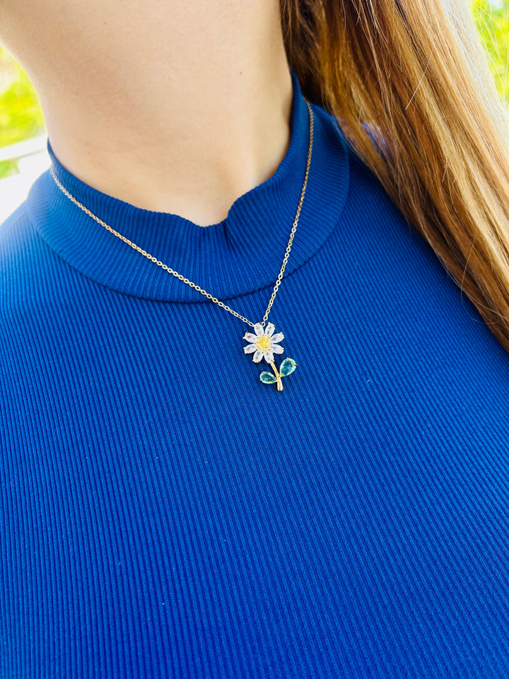 Collar de Margarita oro
