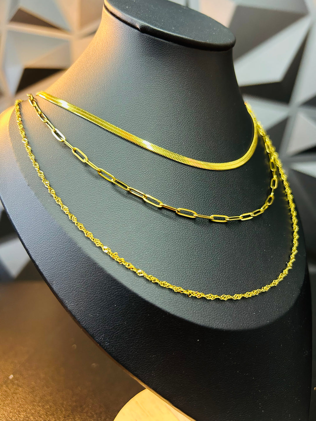 Collar en Cascada Triple