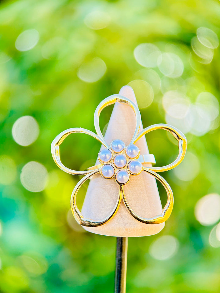 Sortija de Flor con Perlas