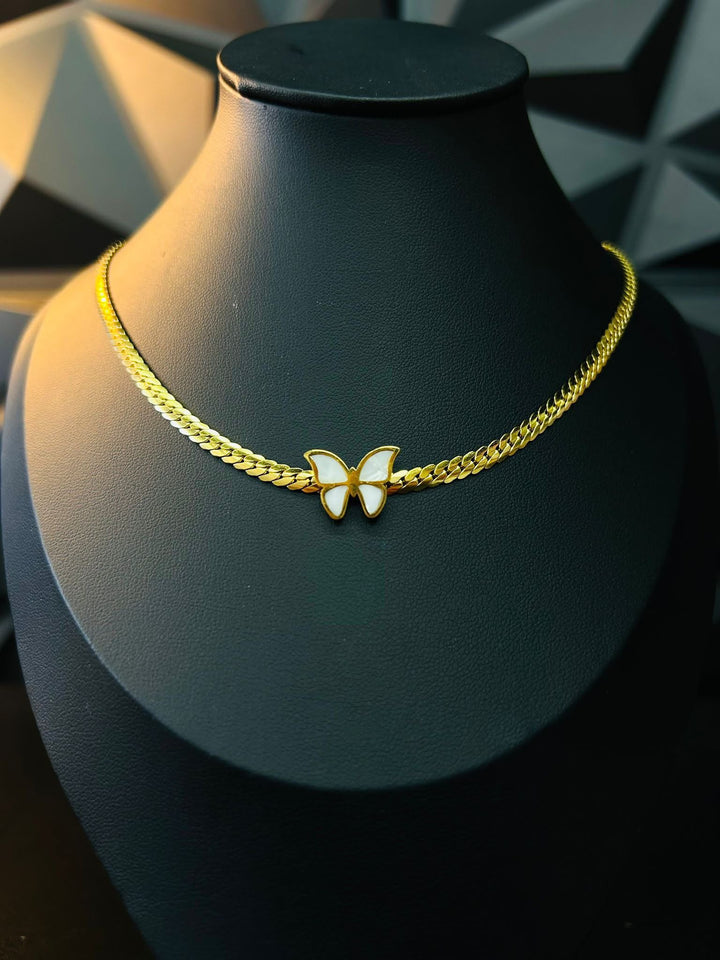 Gargantilla de Mariposa