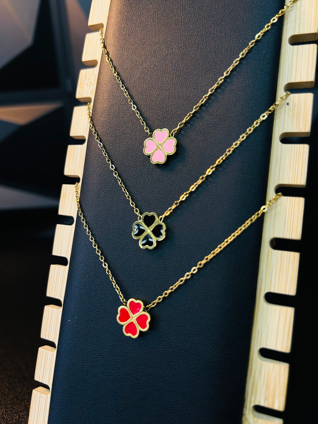 Collar de Corazones Rosa