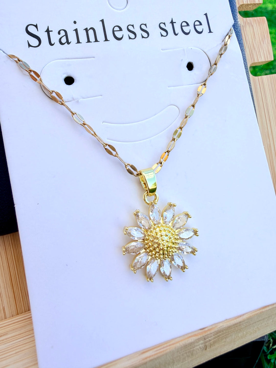 Collar de Girasol Blanco