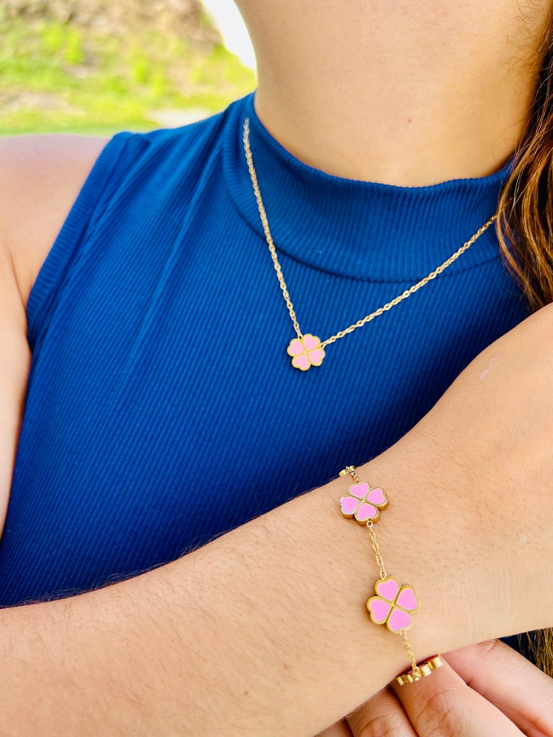 Collar de Corazones Rosa