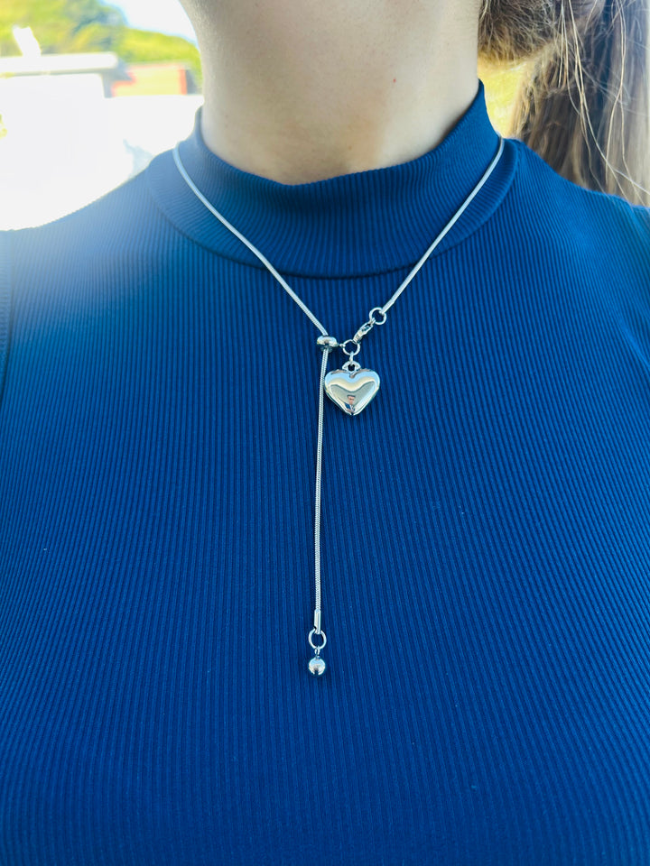 Collar ajustable de corazon