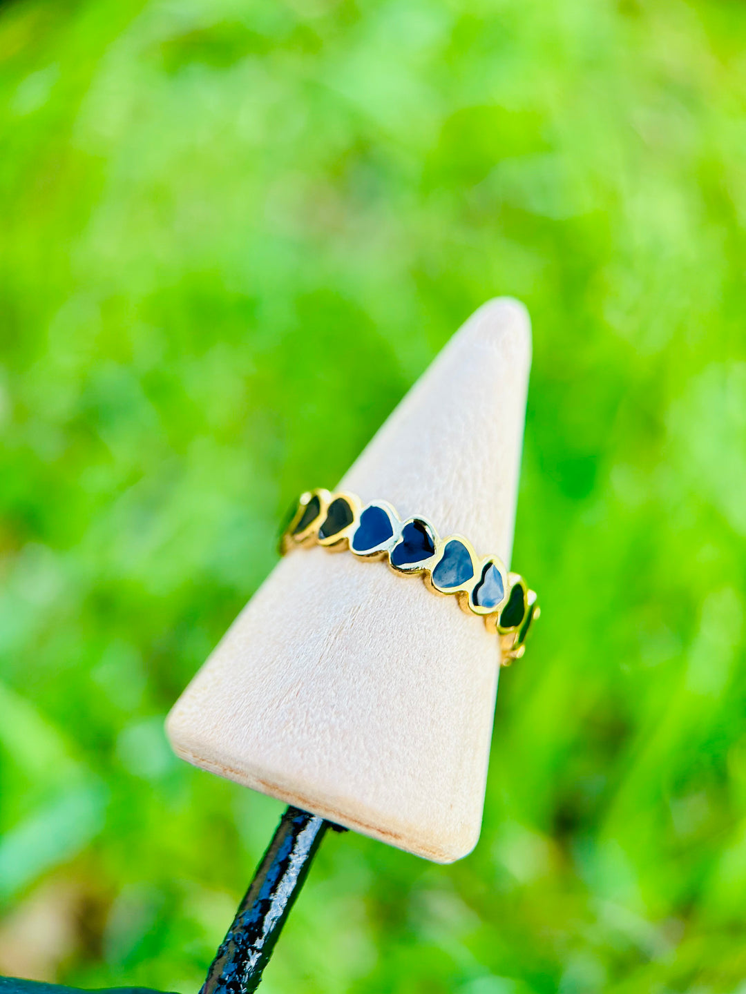 Sortija de Corazones Negros