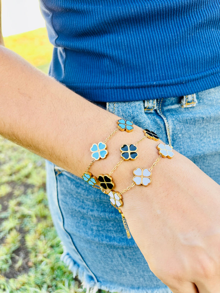 Pulsera de Corazones Blanca